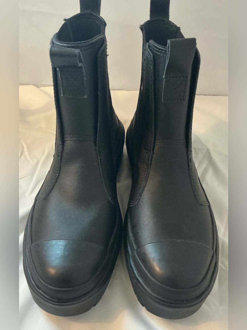 NWOT Converse Chuck Taylor All Star Lugged Chelsea Rain Boots Black 5.5